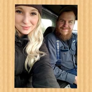 Meet your Posher, Aneka